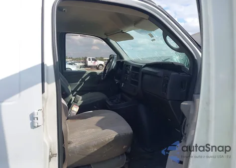 2010 Chevrolet Express 2500 Work Van z USA, uszkodzony, nr VIN 1GCZGFDA4A1118783